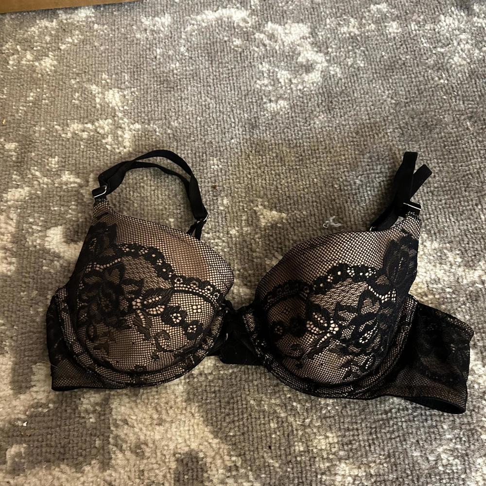 Victoria's Secret Lace Demi Lined Underwire Bra 34B